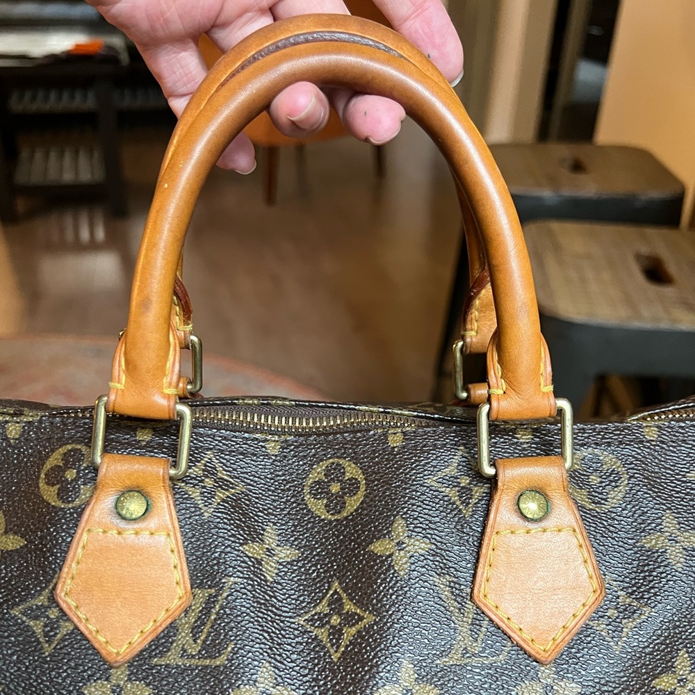 Louis Vuitton monogram speedy bag - Picture 8 of 14